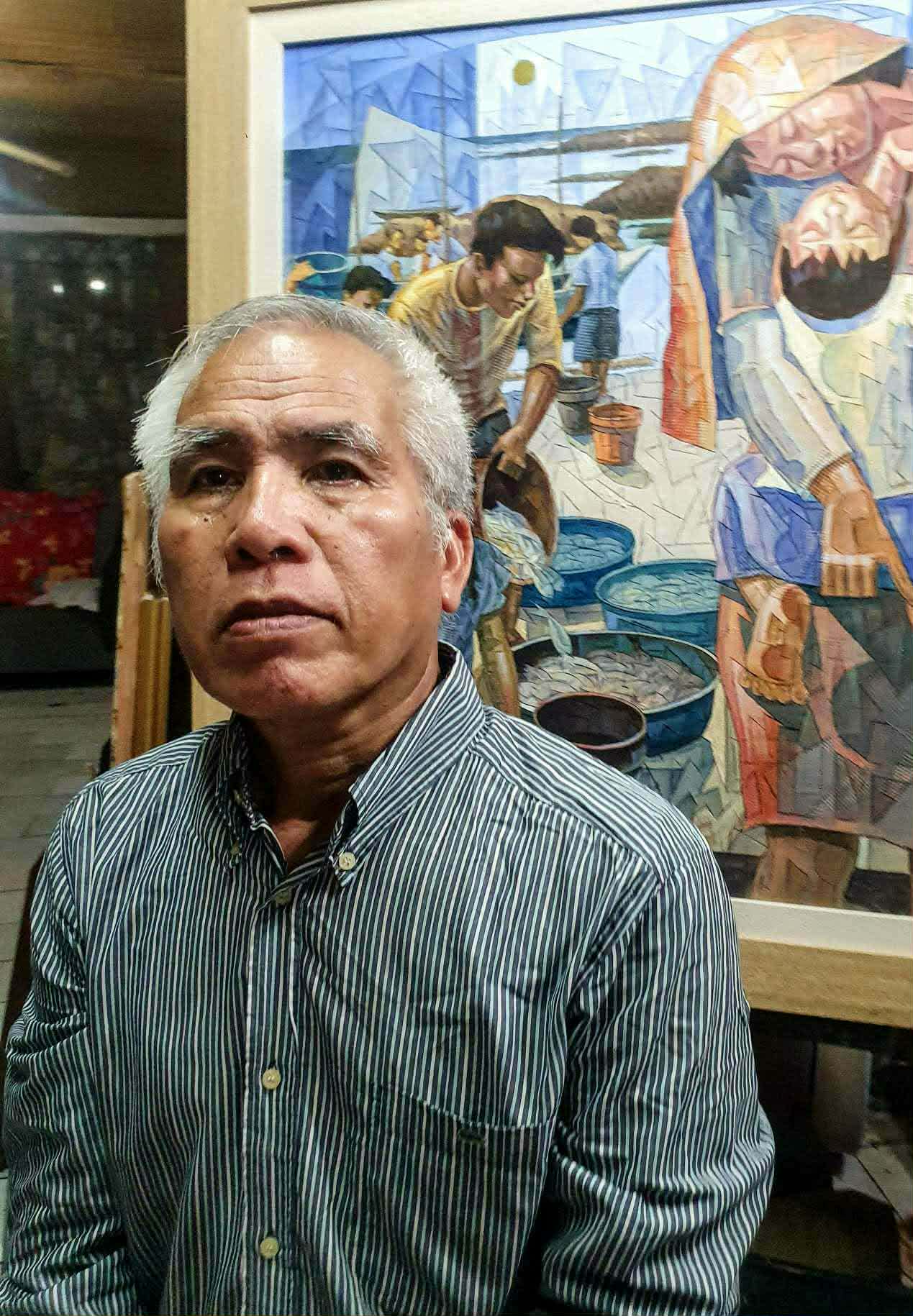 Celso Pepito in his studio